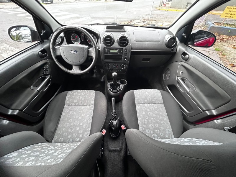 FIESTA 1.0 MPI CLASS HATCH 8V FLEX 4P MANUAL - 2012 - TRêS COROAS
