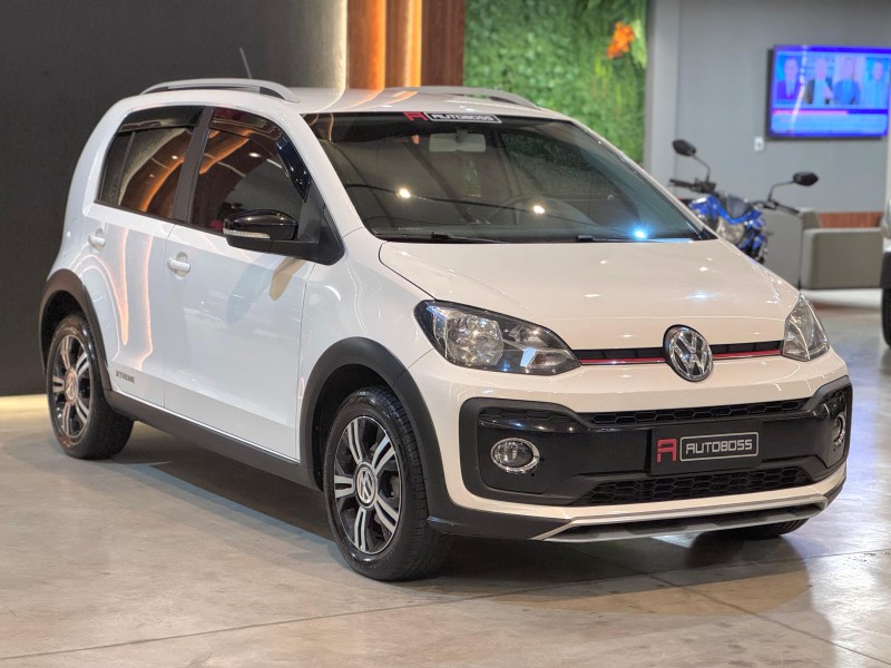 UP 1.0 TSI XTREME UP 12V FLEX 4P MANUAL - 2020 - NOVO HAMBURGO