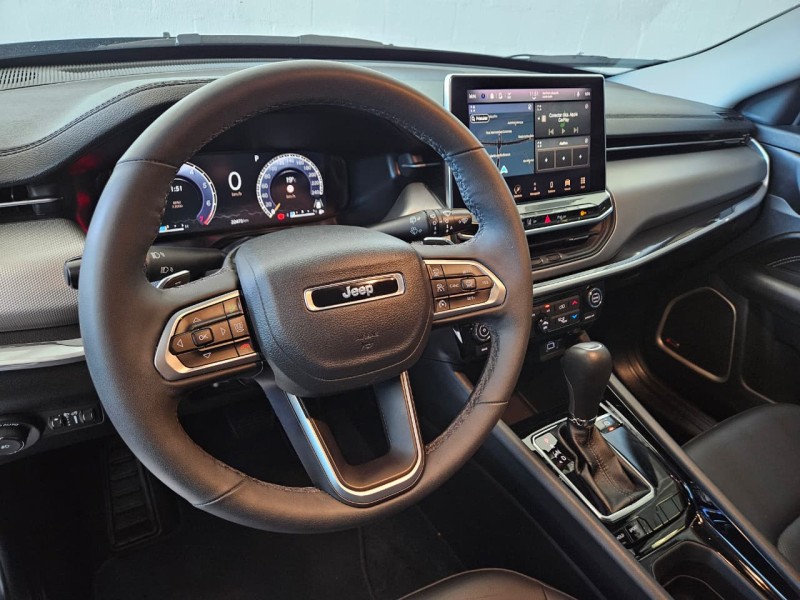 COMPASS 1.3 LONGITUDE T270 16V TURBO FLEX 4P AUTOMÁTICO - 2025 - FARROUPILHA