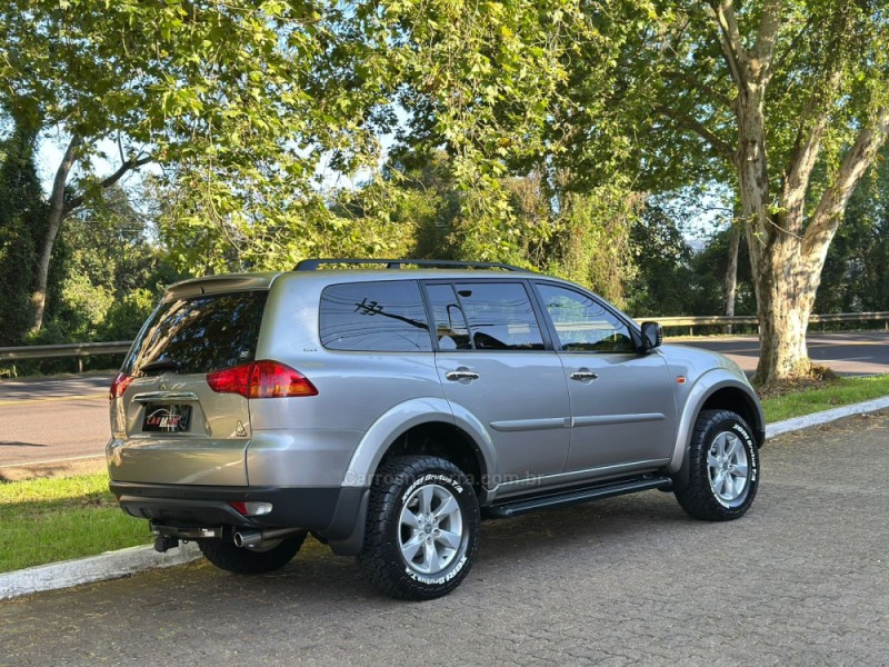 PAJERO DAKAR 3.2 4X4 16V 7 LUGARES TURBO INTERCOOLER DIESEL 4P AUTOMÁTICO - 2013 - DOIS IRMãOS