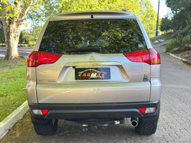 PAJERO DAKAR 3.2 4X4 16V 7 LUGARES TURBO INTERCOOLER DIESEL 4P AUTOMÁTICO - 2013 - DOIS IRMãOS