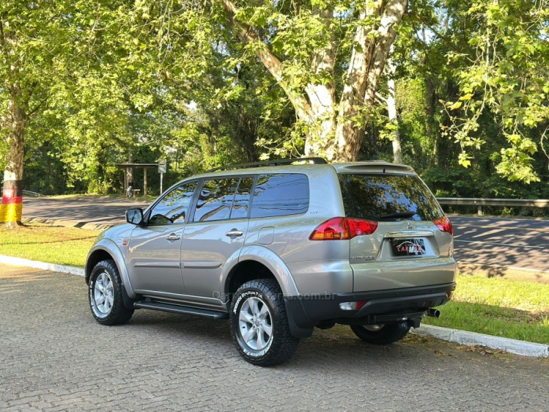 PAJERO DAKAR 3.2 4X4 16V 7 LUGARES TURBO INTERCOOLER DIESEL 4P AUTOMÁTICO - 2013 - DOIS IRMãOS