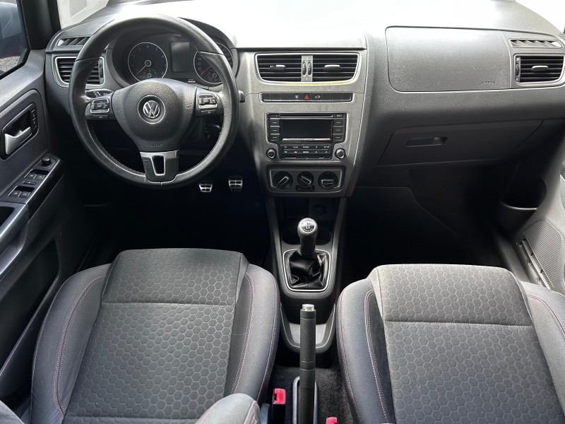CROSSFOX 1.6 MI FLEX 8V 4P MANUAL - 2014 - TRêS COROAS