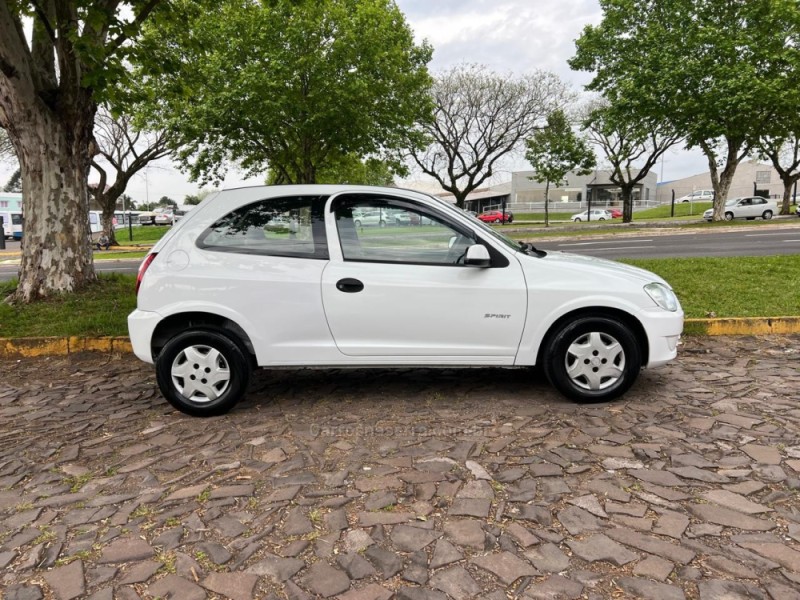 CELTA 1.0 MPFI SPIRIT 8V FLEX 2P MANUAL - 2011 - DOIS IRMãOS
