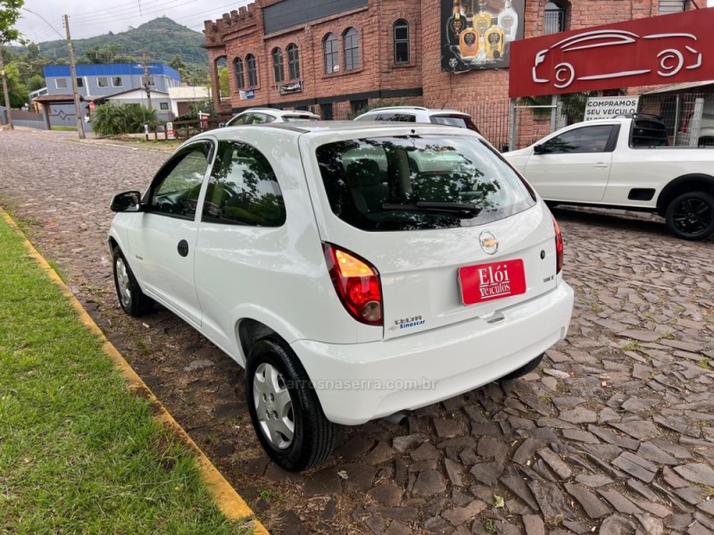 CELTA 1.0 MPFI SPIRIT 8V FLEX 2P MANUAL - 2011 - DOIS IRMãOS
