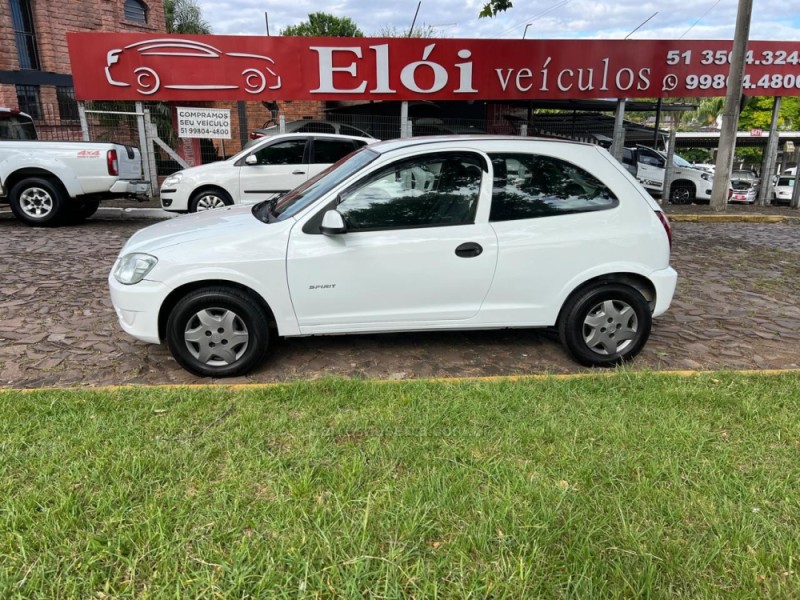 CELTA 1.0 MPFI SPIRIT 8V FLEX 2P MANUAL - 2011 - DOIS IRMãOS