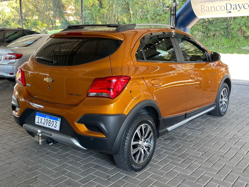 ONIX 1.4 MPFI ACTIV 8V FLEX 4P AUTOMÁTICO - 2017 - CAXIAS DO SUL