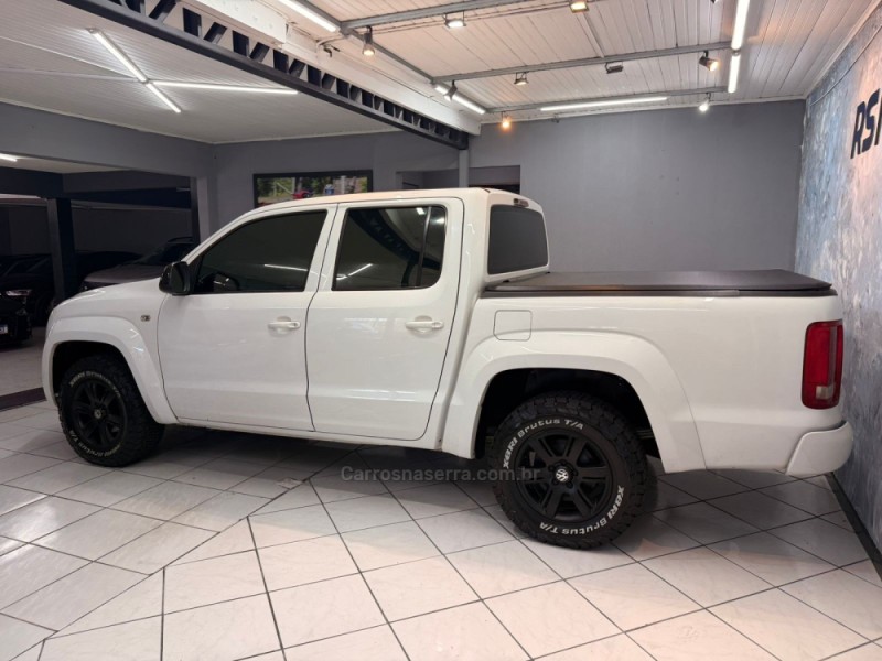 AMAROK 2.0 TRENDLINE 4X4 CD 16V TURBO INTERCOOLER DIESEL 4P MANUAL - 2012 - CAXIAS DO SUL
