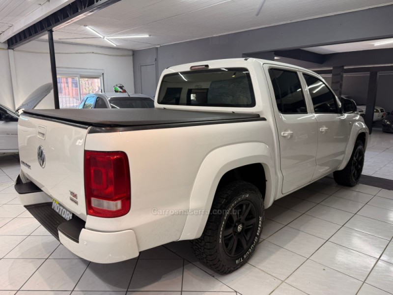 AMAROK 2.0 TRENDLINE 4X4 CD 16V TURBO INTERCOOLER DIESEL 4P MANUAL - 2012 - CAXIAS DO SUL