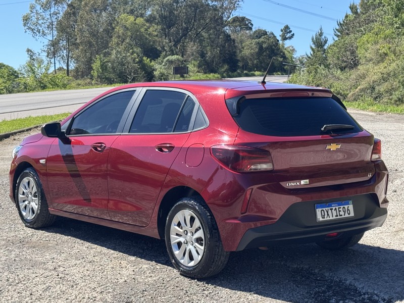 ONIX 1.0 LT 12V FLEX 4P MANUAL - 2020 - CAXIAS DO SUL