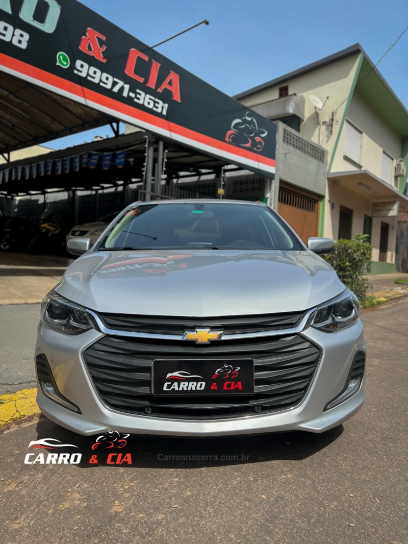 ONIX 1.0	PREMIER PLUS 12V TURBO FLEX 4P AUTOMÁTICO