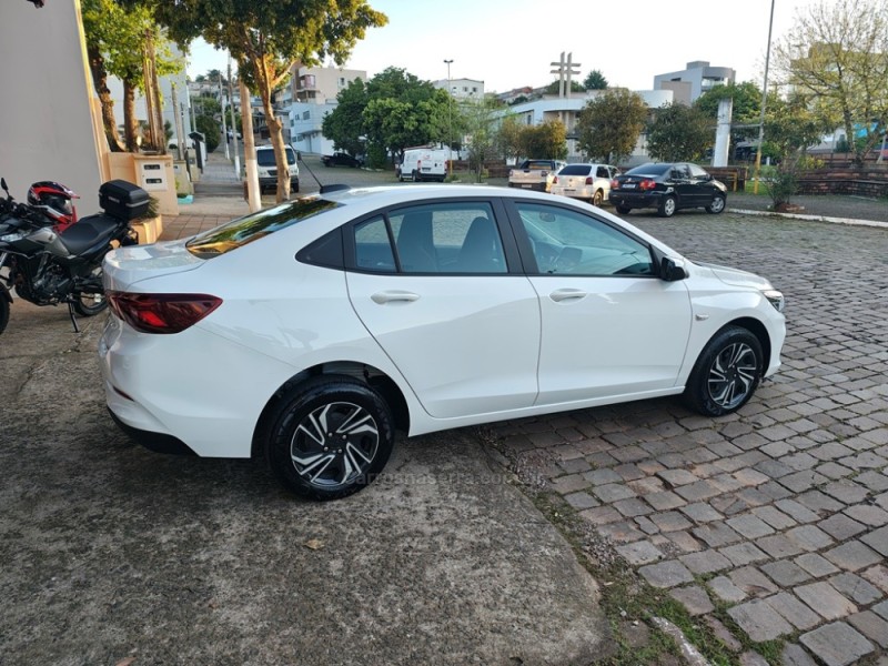 ONIX 1.0 SEDAN PLUS LT 12V FLEX 4P MANUAL - 2025 - GUAPORé