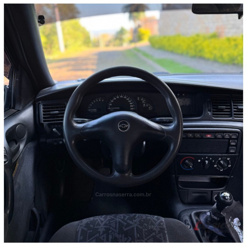 VECTRA 2.0 MPFI GLS 8V GASOLINA 4P MANUAL - 1997 - CAMPO BOM