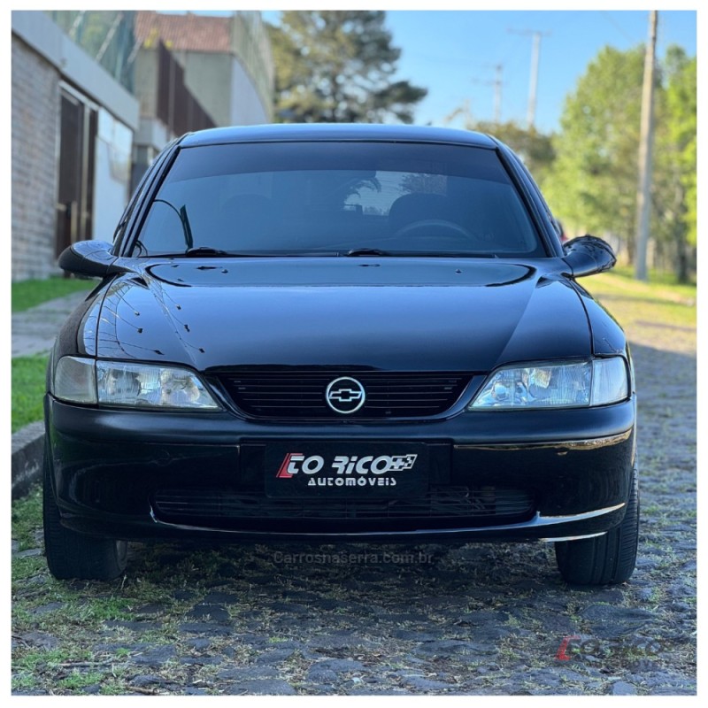 VECTRA 2.0 MPFI GLS 8V GASOLINA 4P MANUAL - 1997 - CAMPO BOM