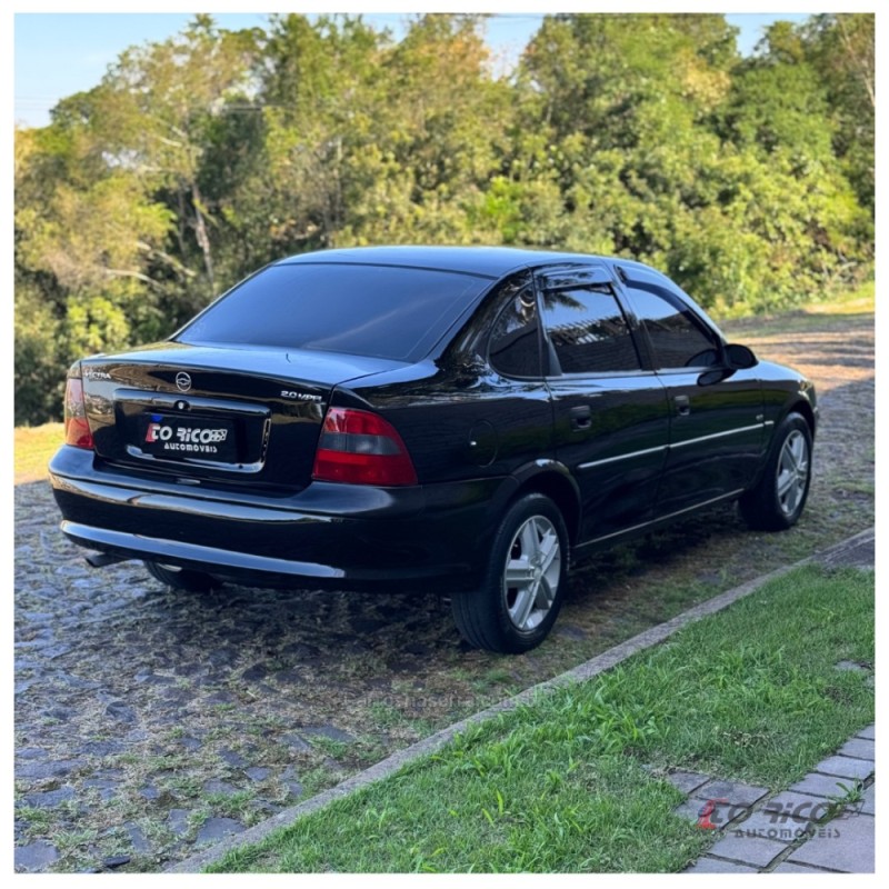 VECTRA 2.0 MPFI GLS 8V GASOLINA 4P MANUAL - 1997 - CAMPO BOM