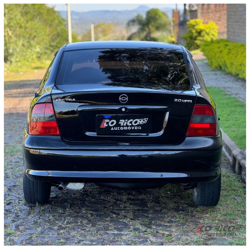 VECTRA 2.0 MPFI GLS 8V GASOLINA 4P MANUAL - 1997 - CAMPO BOM