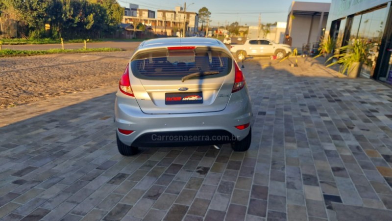 FIESTA 1.6 SE HATCH 16V FLEX 4P MANUAL - 2015 - VACARIA