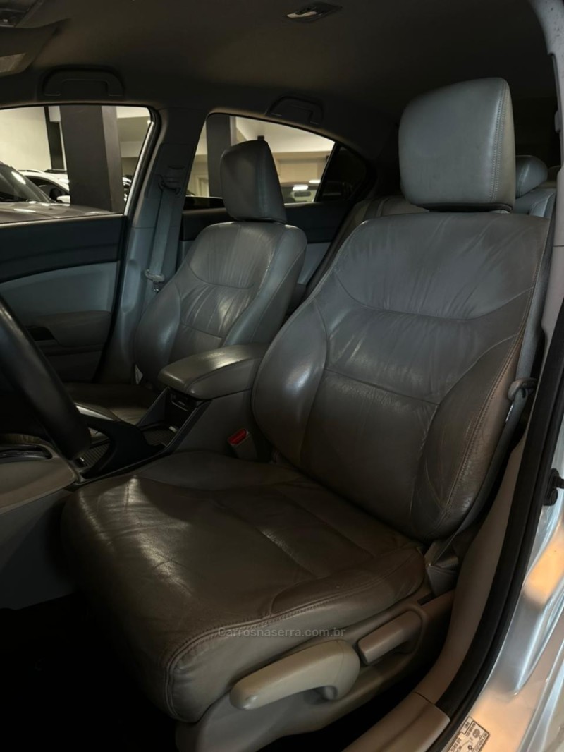 CIVIC 1.8 LXL 16V FLEX 4P AUTOMÁTICO - 2012 - CAXIAS DO SUL