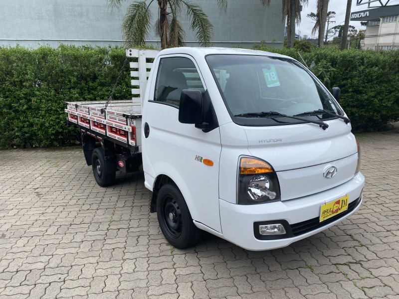 HR 2.5 LONGO COM CAÇAMBA 4X2 16V 130CV TURBO INTERCOOLER DIESEL 2P MANUAL - 2018 - CAXIAS DO SUL