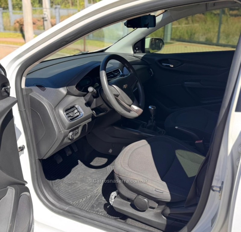 ONIX 1.4 MPFI LT 8V FLEX 4P MANUAL - 2013 - IVOTI