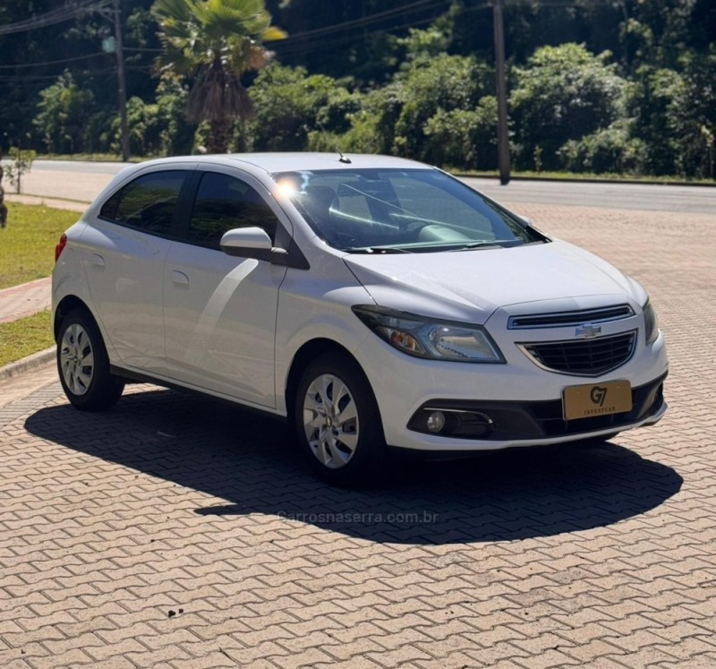 ONIX 1.4 MPFI LT 8V FLEX 4P MANUAL - 2013 - IVOTI
