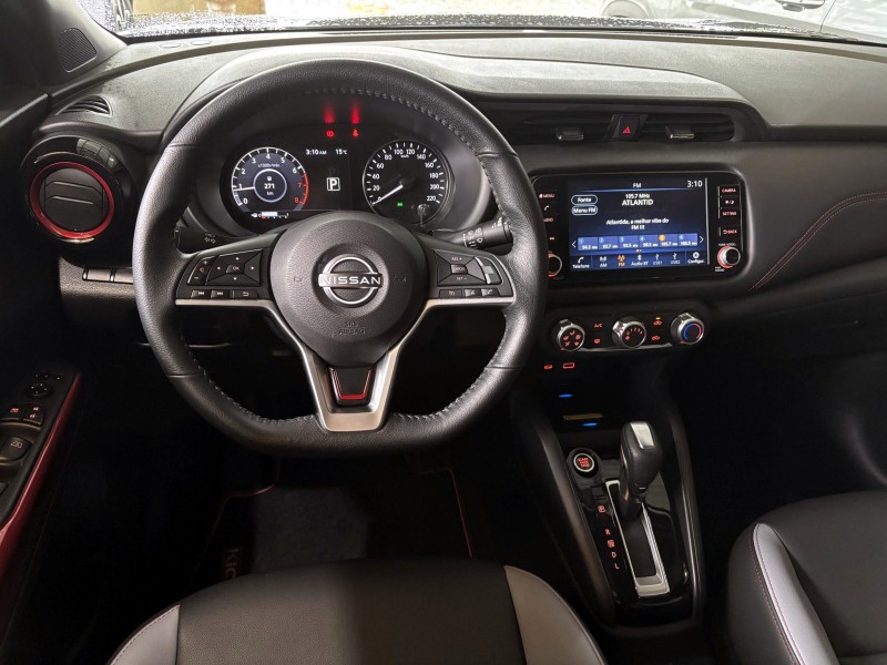 KICKS 1.6 XPLAY 16V FLEX 4P AUTOMÁTICO - 2023 - FARROUPILHA