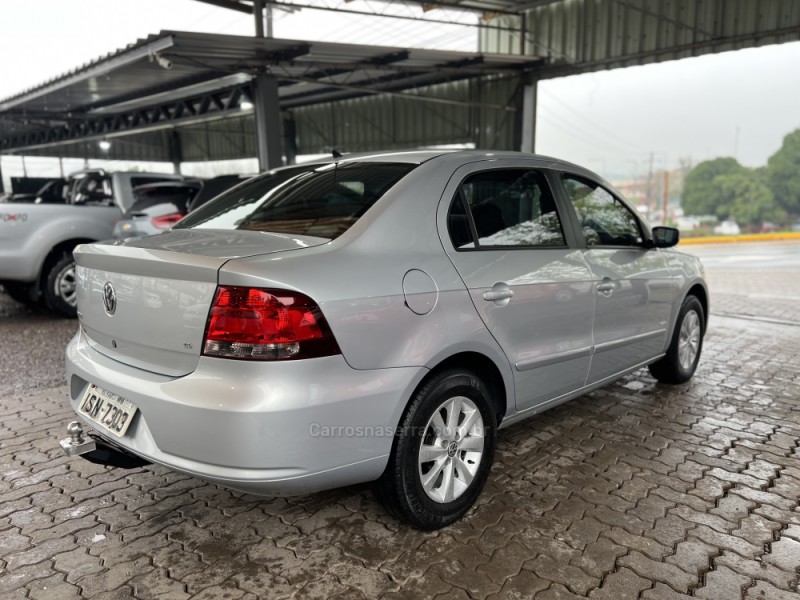 VOYAGE 1.6 MI TREND 8V FLEX 4P MANUAL - 2012 - BOM PRINCíPIO