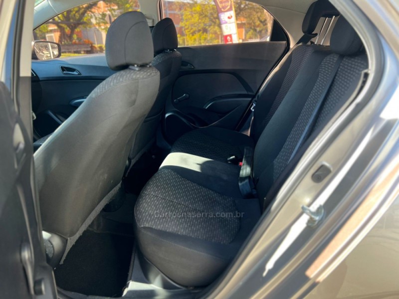 HB20 1.0 COMFORT PLUS 12V TURBO FLEX 4P MANUAL - 2017 - MONTENEGRO