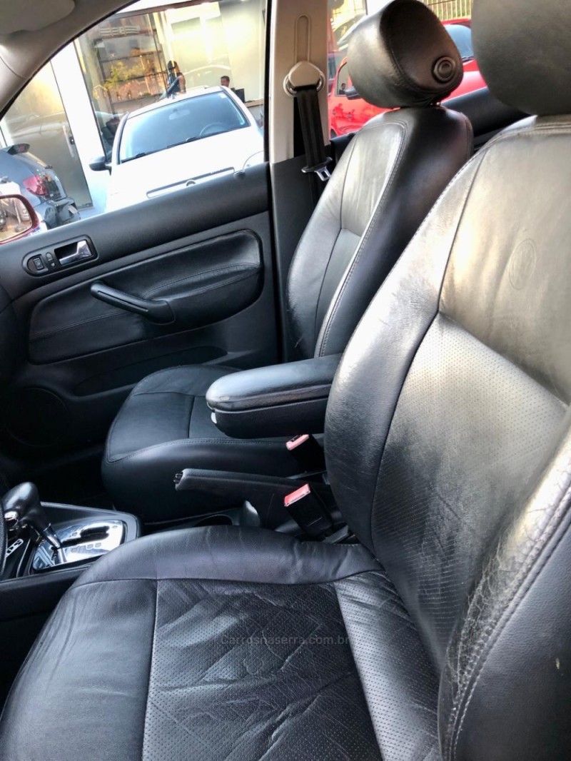 BORA 2.0 MI COMFORTLINE 8V 4P AUTOMÁTICO - 2010 - SERAFINA CORRêA