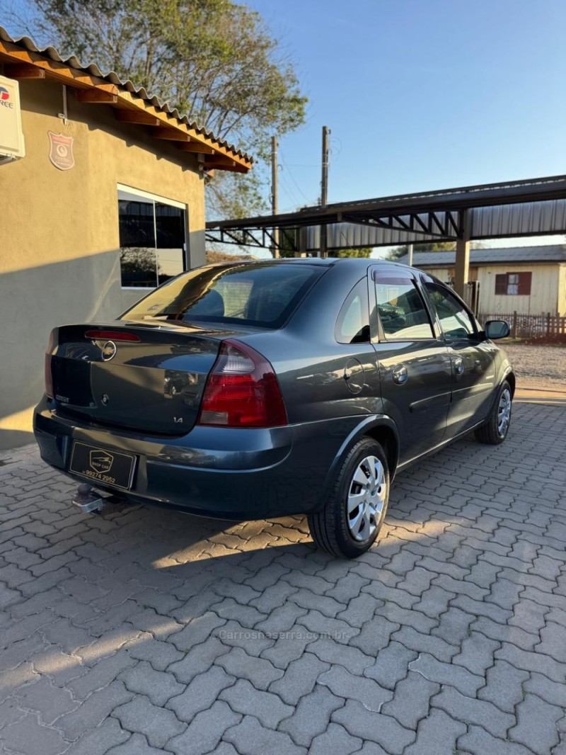CORSA 1.6 MPFI CLASSIC SEDAN 8V GASOLINA 4P MANUAL - 2009 - MONTENEGRO