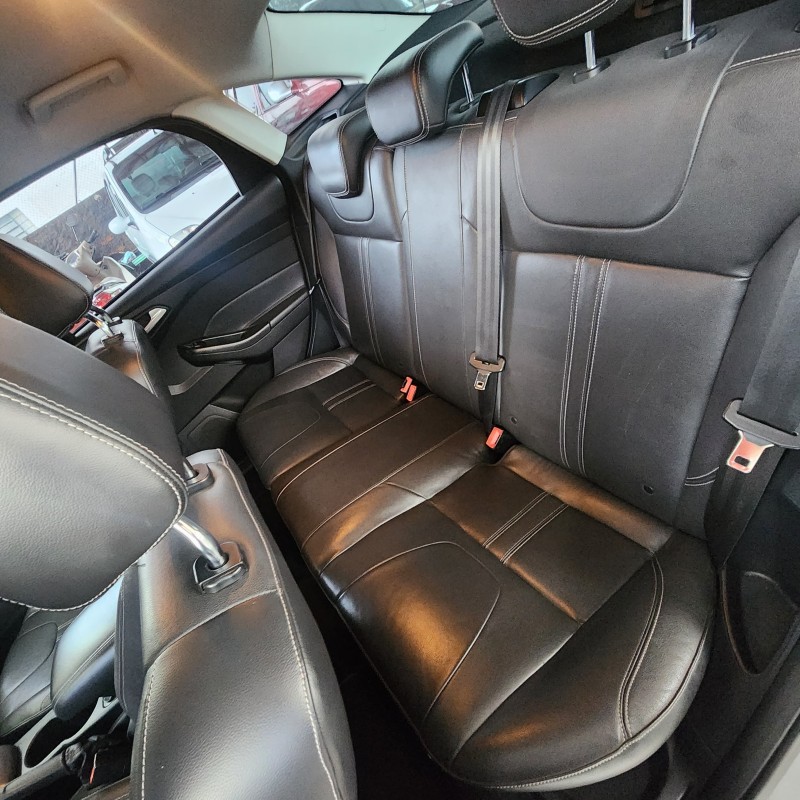 FOCUS 2.0 SE 16V FLEX 4P AUTOMÁTICO - 2015 - CAXIAS DO SUL