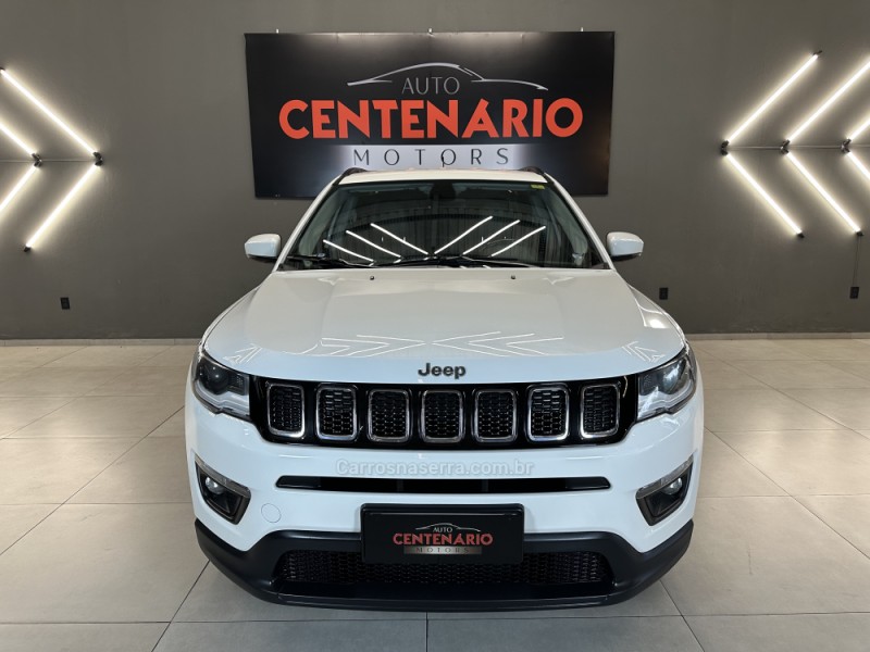 COMPASS 2.0 16V FLEX LONGITUDE AUTOMÁTICO - 2017 - SAPIRANGA