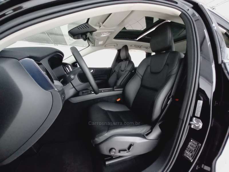 XC60 2.0 T8 INSCRIPTION 4P HYBRID AUTOMÁTICO - 2022 - PORTO ALEGRE