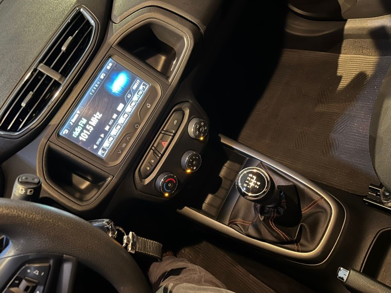 ONIX 1.4 MPFI LTZ 8V FLEX 4P MANUAL - 2016 - ANTôNIO PRADO