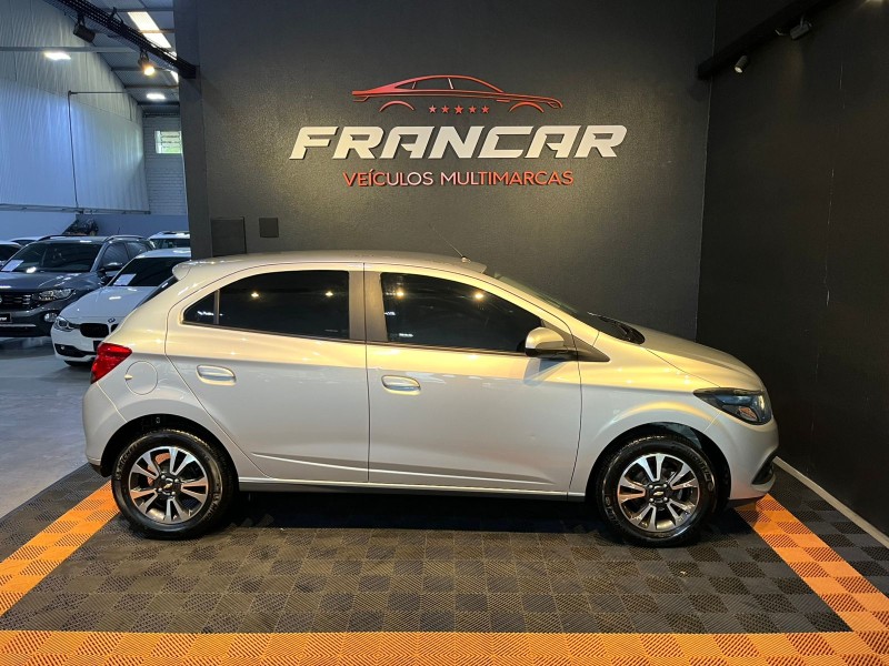 ONIX 1.4 MPFI LTZ 8V FLEX 4P MANUAL - 2016 - ANTôNIO PRADO