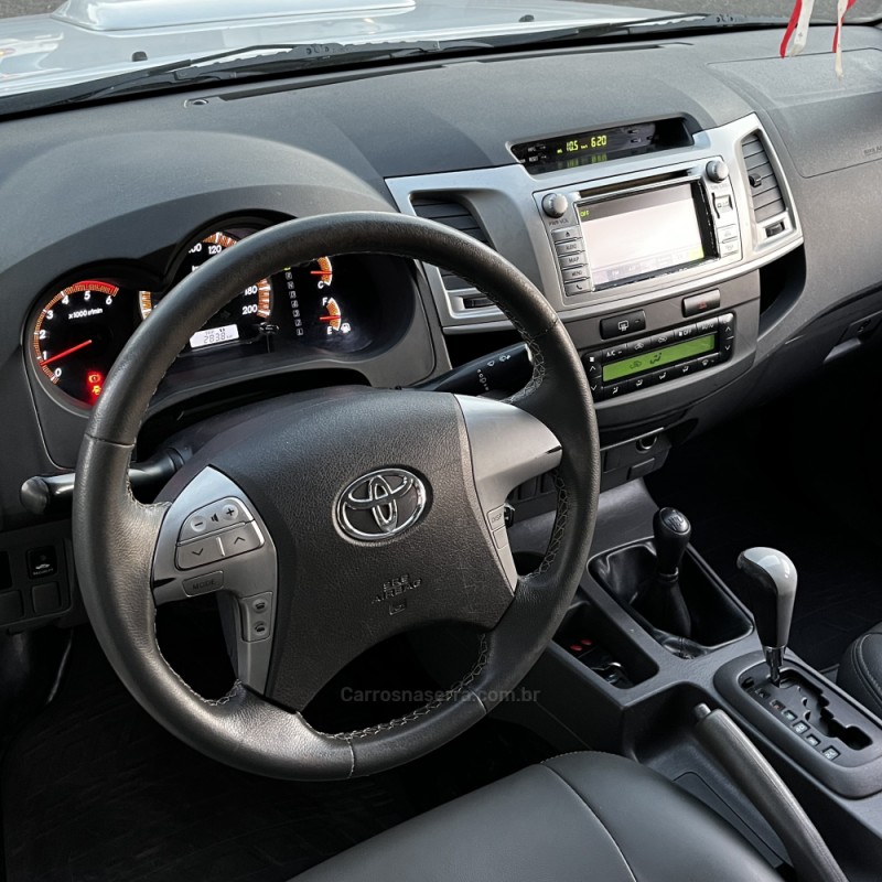 HILUX 3.0 SRV 4X4 CD 16V TURBO INTERCOOLER DIESEL 4P AUTOMÁTICO - 2013 - VACARIA