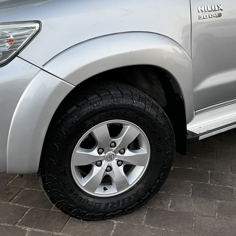 HILUX 3.0 SRV 4X4 CD 16V TURBO INTERCOOLER DIESEL 4P AUTOMÁTICO - 2013 - VACARIA