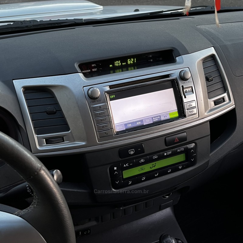 HILUX 3.0 SRV 4X4 CD 16V TURBO INTERCOOLER DIESEL 4P AUTOMÁTICO - 2013 - VACARIA