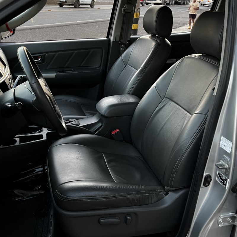 HILUX 3.0 SRV 4X4 CD 16V TURBO INTERCOOLER DIESEL 4P AUTOMÁTICO - 2013 - VACARIA