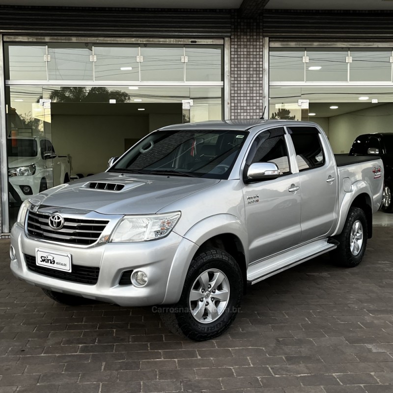 HILUX 3.0 SRV 4X4 CD 16V TURBO INTERCOOLER DIESEL 4P AUTOMÁTICO - 2013 - VACARIA