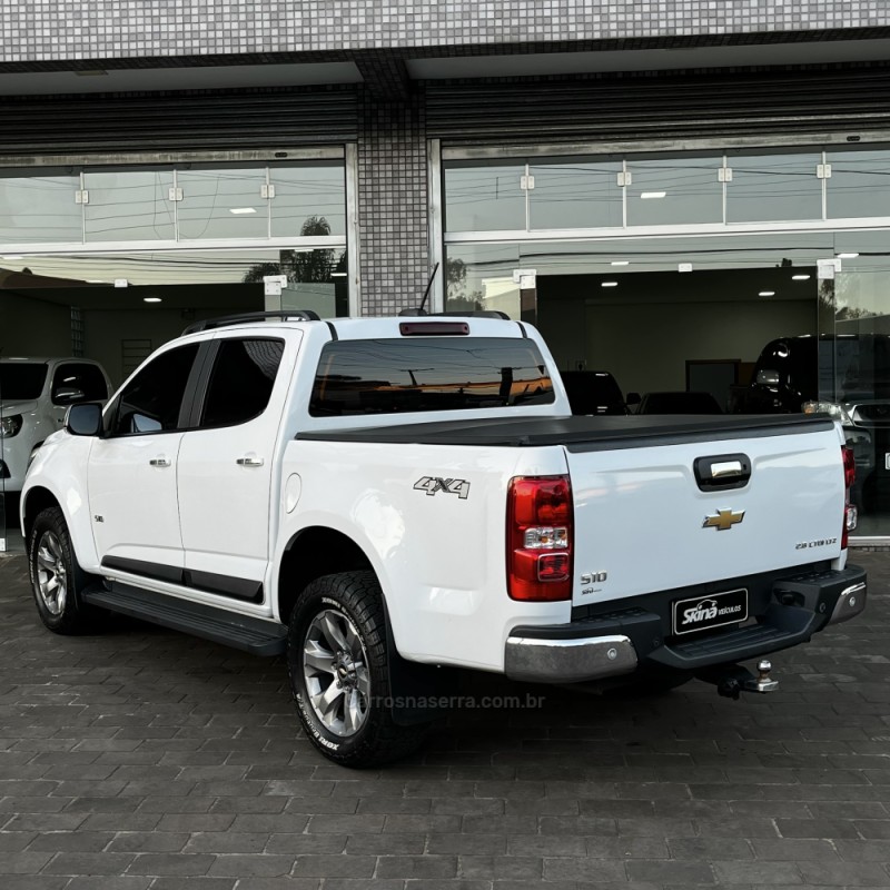 S10 2.8 LTZ 4X4 CD TURBO DIESEL 4P AUTOMÁTICO - 2023 - VACARIA