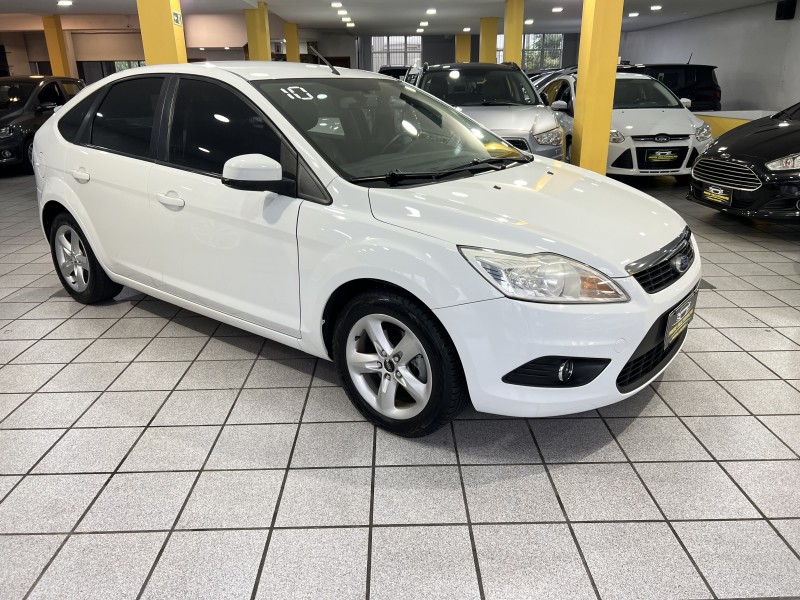 FOCUS 1.6 GLX 16V FLEX 4P MANUAL - 2010 - CAXIAS DO SUL