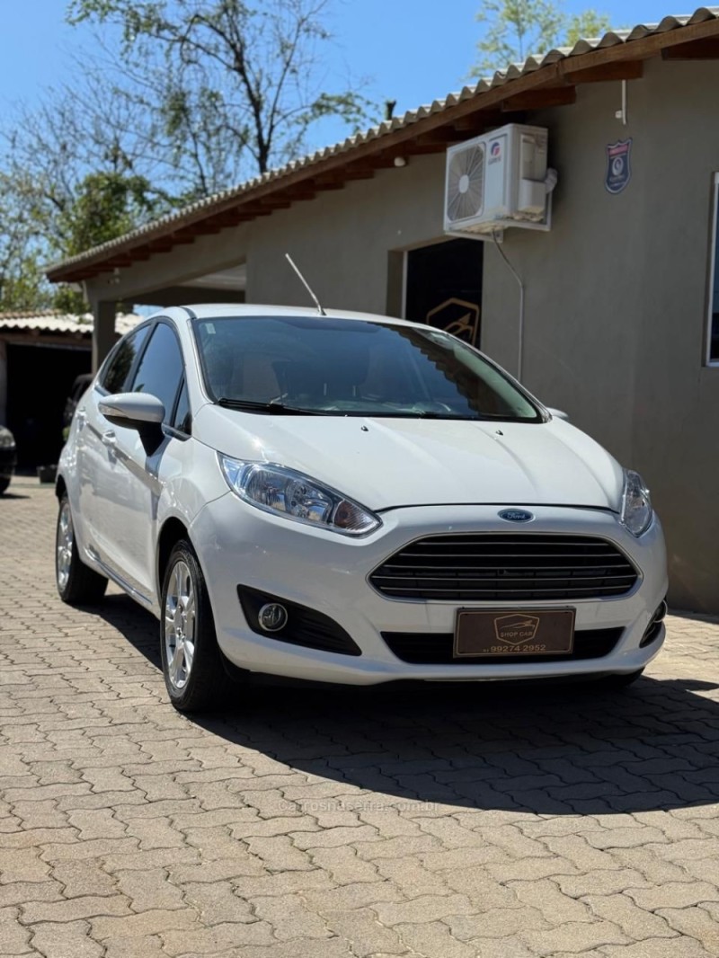 fiesta 1.6 titanium hatch 16v flex 4p automatico 2015 montenegro