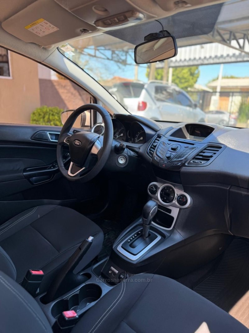 FIESTA 1.6 TITANIUM HATCH 16V FLEX 4P AUTOMÁTICO - 2015 - MONTENEGRO