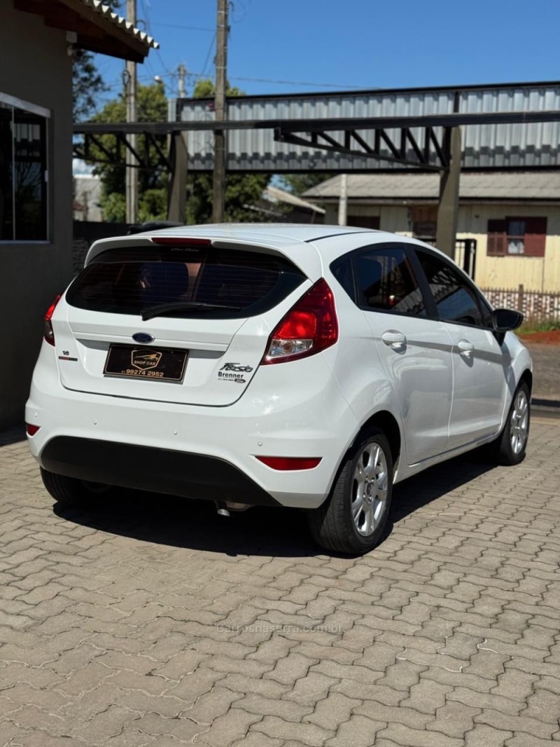 FIESTA 1.6 TITANIUM HATCH 16V FLEX 4P AUTOMÁTICO - 2015 - MONTENEGRO