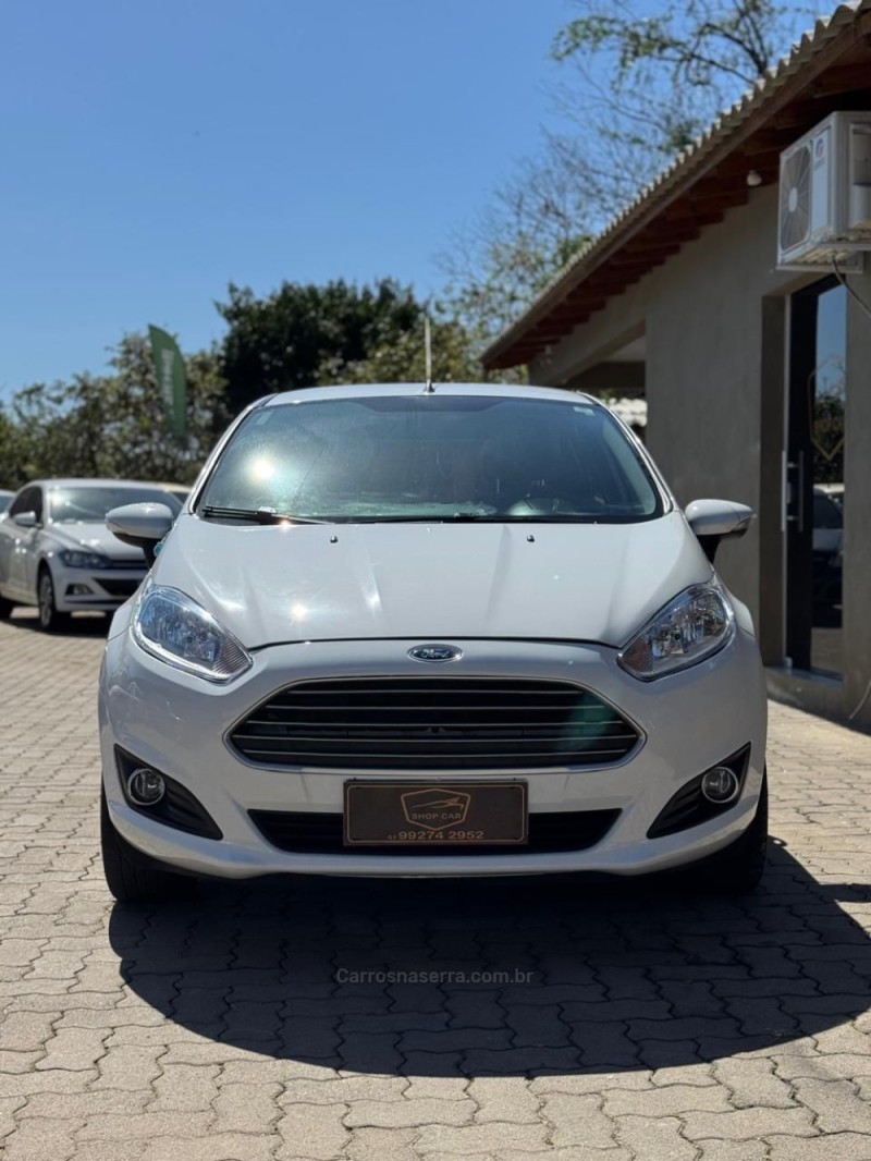 FIESTA 1.6 TITANIUM HATCH 16V FLEX 4P AUTOMÁTICO - 2015 - MONTENEGRO