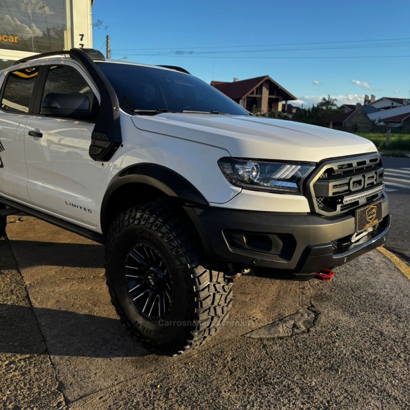 RANGER 3.2 LIMITED PLUS 4X4 CD 20V DIESEL 4P AUTOMÁTICO - 2020 - MONTENEGRO