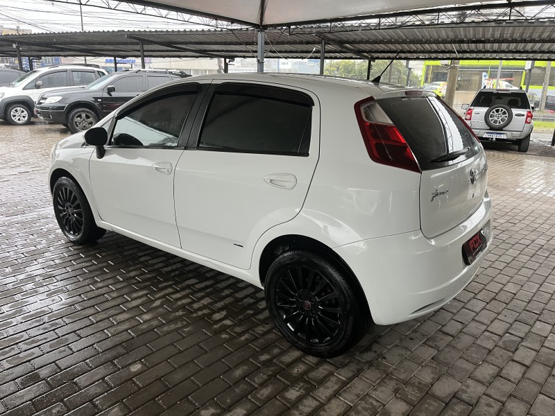 PUNTO 1.4 ATTRACTIVE 8V FLEX 4P MANUAL - 2011 - CAXIAS DO SUL