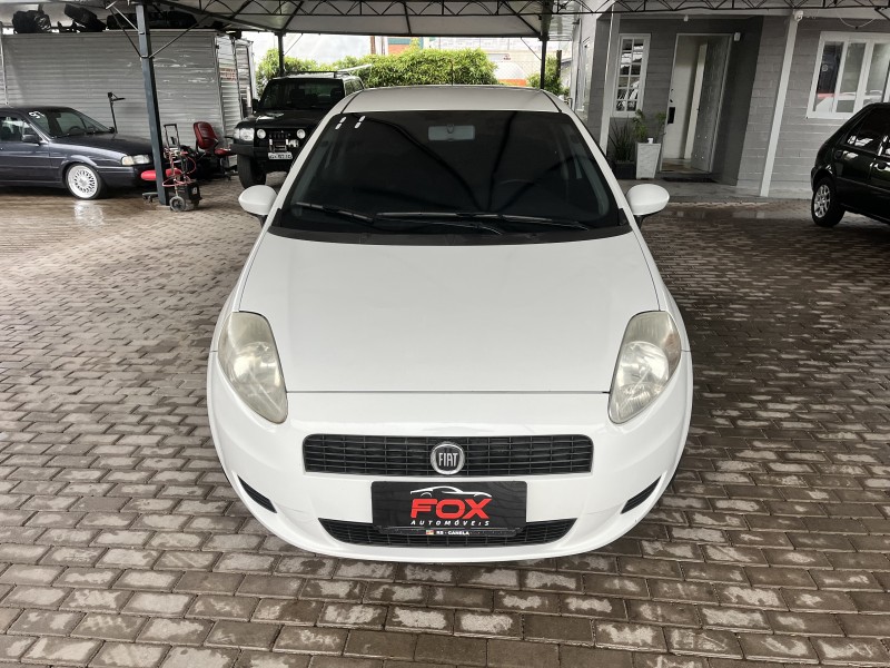 PUNTO 1.4 ATTRACTIVE 8V FLEX 4P MANUAL - 2011 - CAXIAS DO SUL