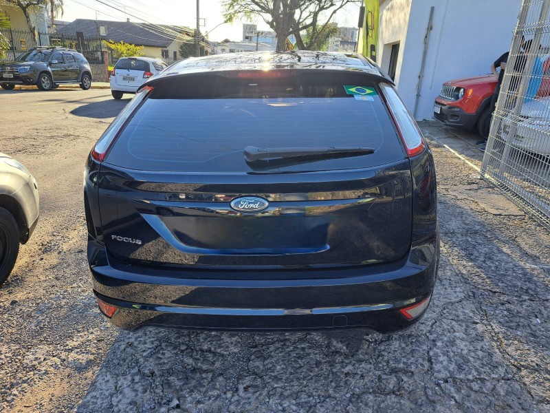 FOCUS 1.6 S 16V FLEX 4P MANUAL - 2010 - FARROUPILHA